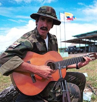 ¿Y será que clamamos en el desierto y todo es una quimera?