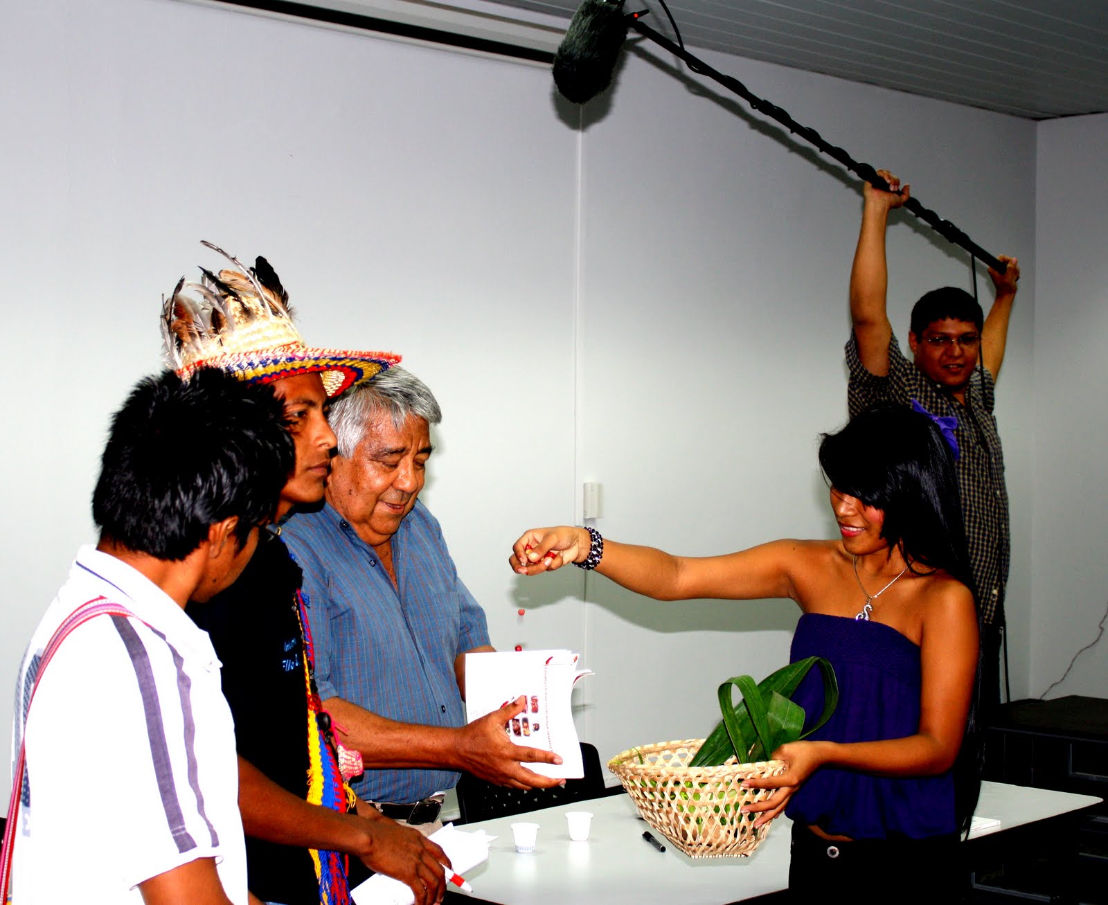 Foro sobre Pluralismo Jurídico. Espacio de conversa para celebrar la digna movilización en defensa del pueblo nación yukpa.