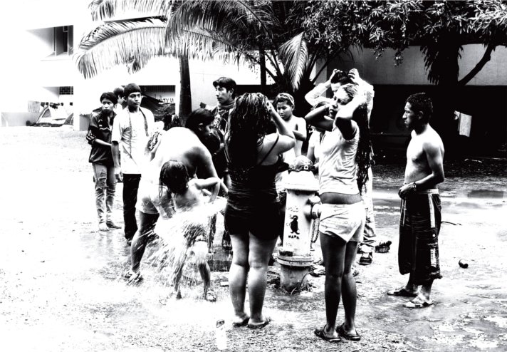 TENER la tierra: Mandato e imperativo del pueblo colombiano.