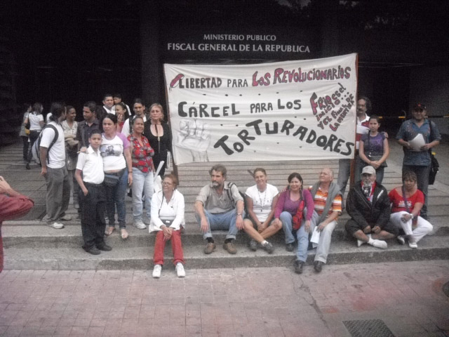 Caracas: La Solidaridad Militante con el FRIO se movilizó hasta la Fiscalía General