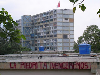 Narcohampa enfrenta a La Piedrita dejando dos compañeros muertos en el 23 de Enero