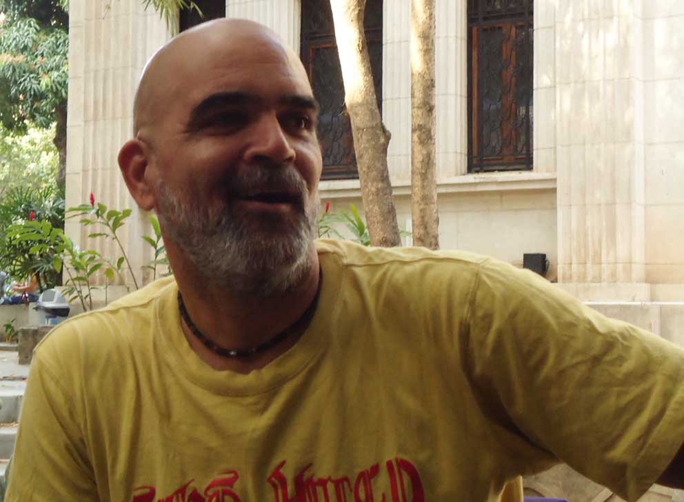 Gustavo Borges: “La derecha pensó que no la enfrentaríamos, pero el barrio es indetenible.”