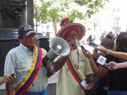 Si tuviesemos los cojones de los bravos caribes Yukpas otro gallo cantaria