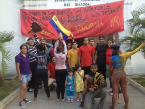 Toma pacífica y cultural de la Sede Rectoral de la UPEL