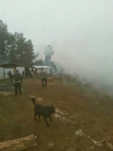 [Wallmapu] VIDEO: VIOLENCIA Y HOSTIGAMIENTO POLICIAL EN LOF XAPILHUE ANTE EL AVANCE DE SU RECUPERACIÓN TERRITORIAL