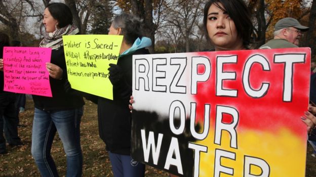 Represión contra indios sioux deja 167 heridos por oleoducto de Dakota