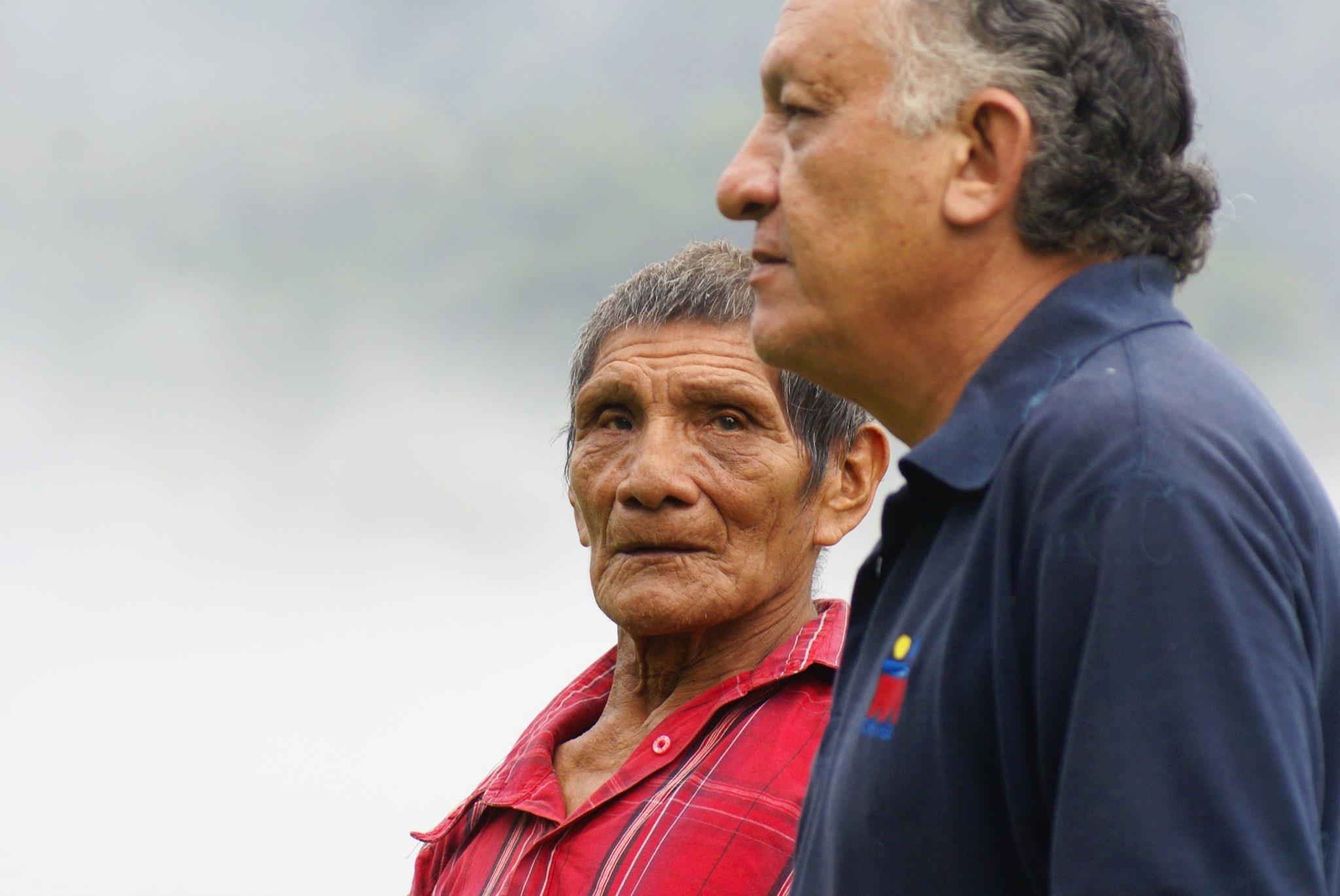 Al hermano Boaventura, con el corazón en los nuestros.
