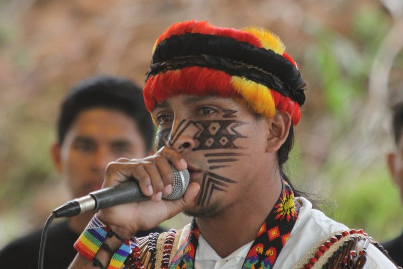 En lo profundo del Amazonas ecuatoriano, la comunicación digital ayuda al proceso de autodeterminación